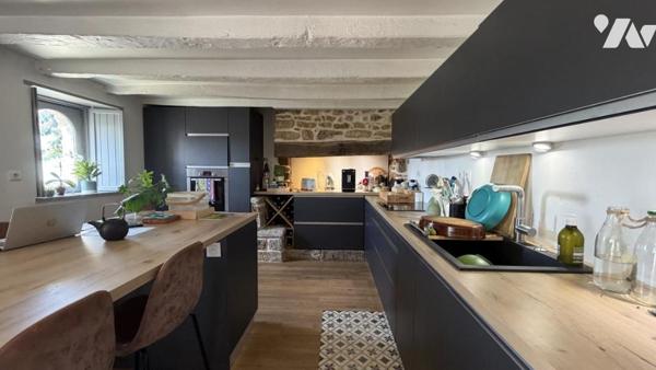 BAUD Centre ville maison avec cachet, jardin