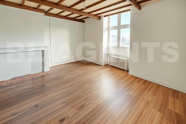 Maison de ville au fort potentiel – emplacement central et prix très attractif