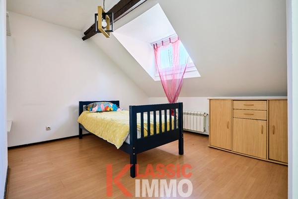 Maison 4 chambres avec un extérieur et garage 10 m²