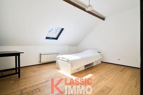 Maison 4 chambres avec un extérieur et garage 10 m²