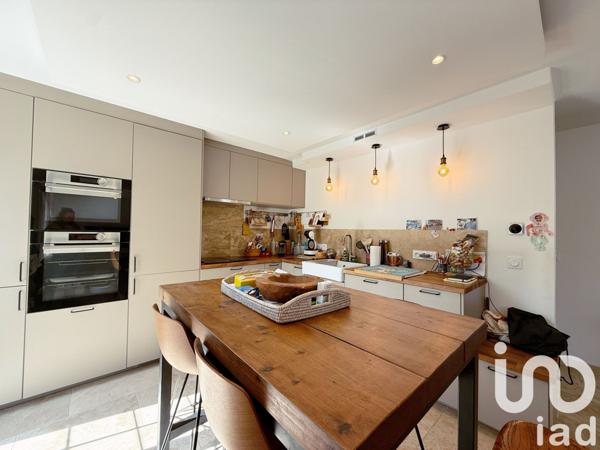 Maison 7 pièces de 155 m² à Sainte-Maxime (83120)