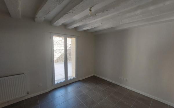 Maison à vendre    5 pièces • 90,99 m2 Rugles