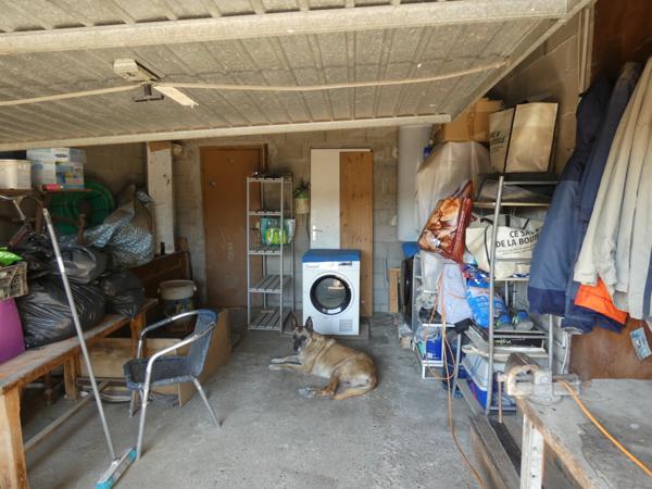 INVESTISSEMENT LOCATIF – Maison 80 m² avec garage et terrain de 429 m² – Locataire en place depuis 2016
