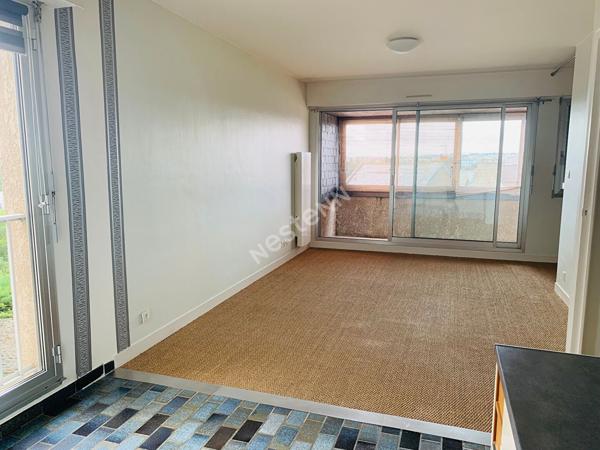 APPARTEMENT QUARTIER SAINT MICHEL - garage
