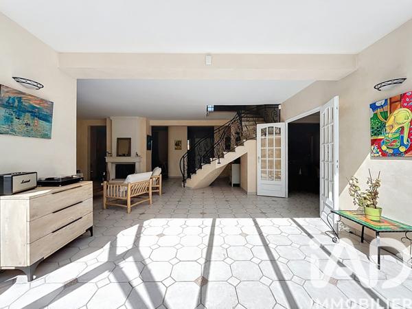 Maison à vendre 6 pièces 168 m² Saint-Fuscien