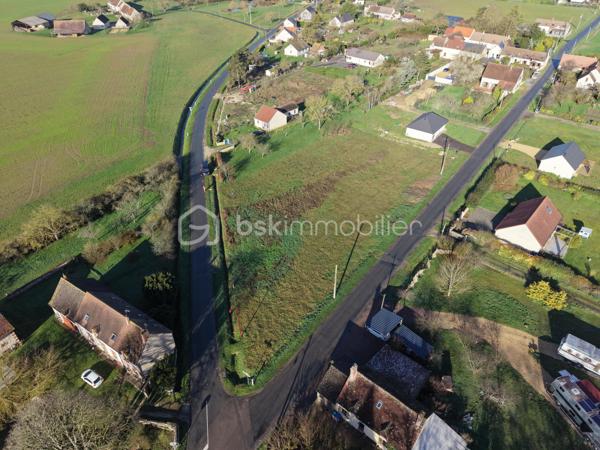 Terrain de 3 279 m²