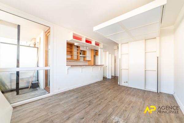 Appartement La Garenne Colombes 2 pièces35 m2 232 000 € ** - Référence 505CL