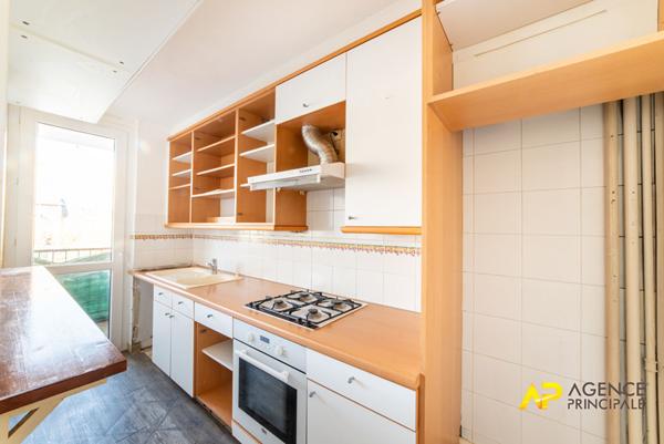 Appartement La Garenne Colombes 2 pièces35 m2 232 000 € ** - Référence 505CL