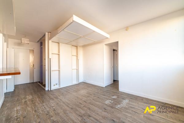 Appartement La Garenne Colombes 2 pièces35 m2 232 000 € ** - Référence 505CL