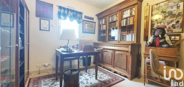 Maison traditionnelle 7 pièces de 214 m² à Moëlan-sur-Mer (29350)