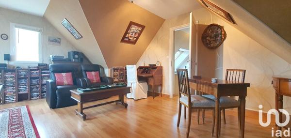 Maison traditionnelle 7 pièces de 214 m² à Moëlan-sur-Mer (29350)