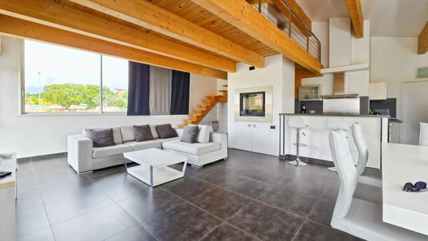 PROPRIANO, appartement de standing de type 4 de 112 m2 terrasse vue mer 2 places de parking