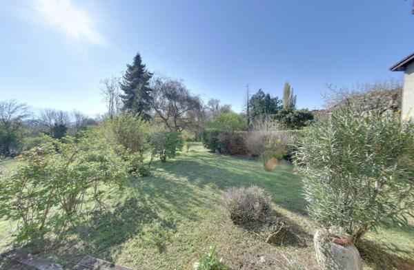 Seyssins Maison familiale avec grand terrain et accès direct aux espaces naturels