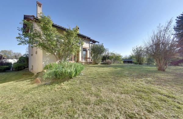 Seyssins Maison familiale avec grand terrain et accès direct aux espaces naturels