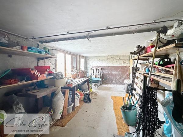 Seyssins Maison familiale avec grand terrain et accès direct aux espaces naturels