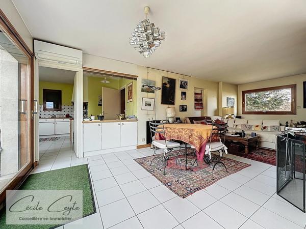 Seyssins Maison familiale avec grand terrain et accès direct aux espaces naturels