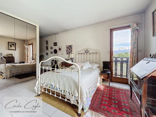 Seyssins Maison familiale avec grand terrain et accès direct aux espaces naturels