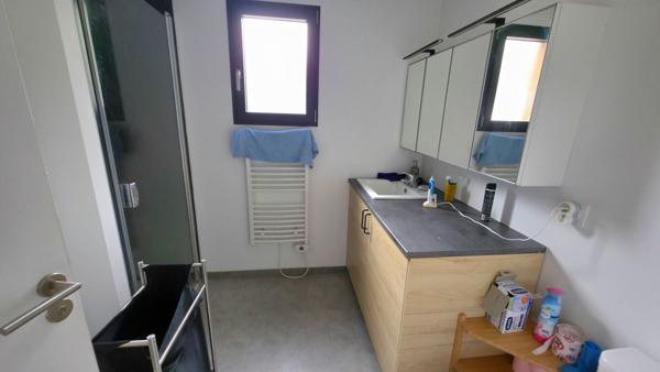 Belle maison moderne et contemporaine de 2020 à Montoir De Bretagne Vie de plain-pied 3 chambres environ 109m² avec garage et jardin