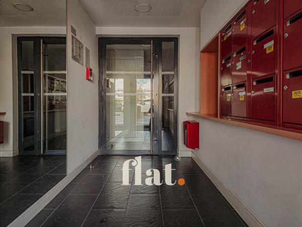 NANTES NORD - RTE DE VANNES - ORVAULT ST HERBLAIN | T3 récent 2015 | DERNIER ÉTAGE | BALCON PLEIN SUD | PARKIN