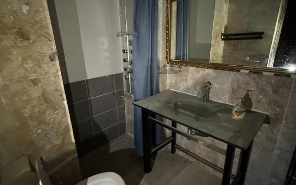 Maison à vendre    1 pièce •  Beaucaire