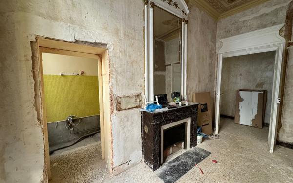 Maison à vendre    1 pièce •  Beaucaire