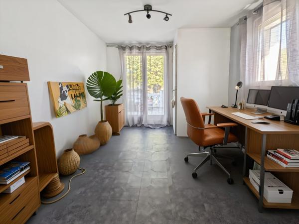 Maison au calme avec piscine  proche A6/A46