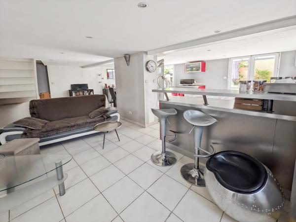 Maison au calme avec piscine  proche A6/A46