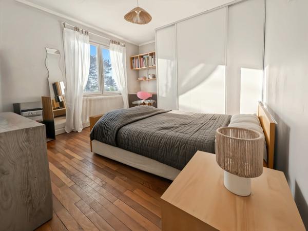 Maison au calme avec piscine  proche A6/A46