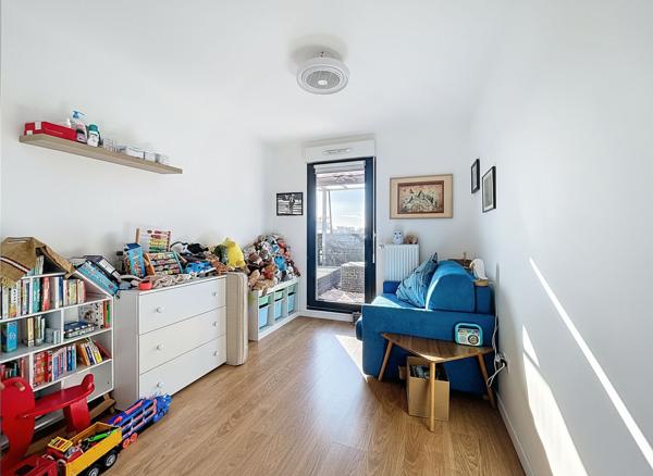 Appartement 3 pièces de 72 m² - Colombes