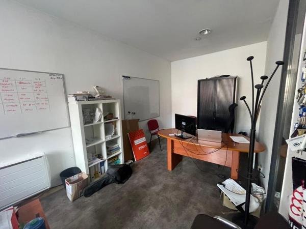 Entrepôt à Vendre à TOURCOING 399000 € *