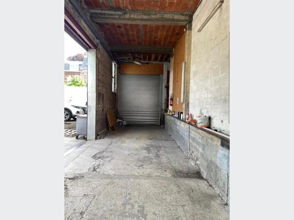 Entrepôt à Vendre à TOURCOING 399000 € *