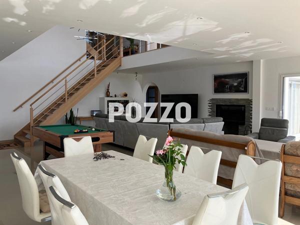 Maison La Barre De Semilly 6 pièce(s) 260 m2 LA BARRE DE SEMILLY