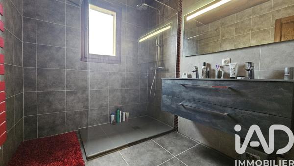 Maison à vendre 5 pièces 131 m² Saint-Constant-Fournoulès