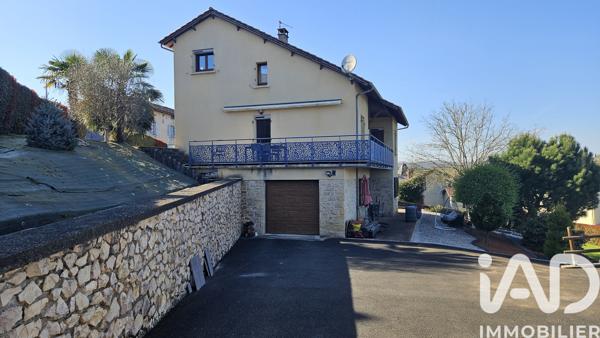 Maison à vendre 5 pièces 131 m² Saint-Constant-Fournoulès