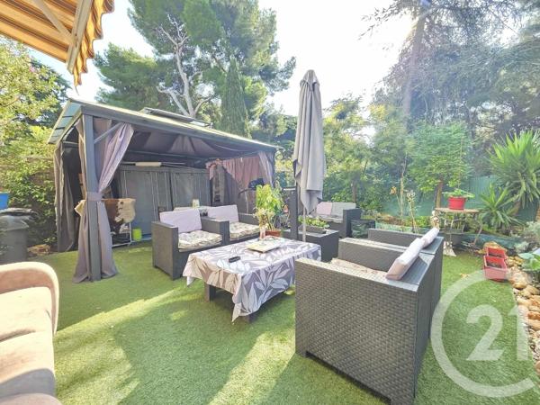 Appartement T3 à vendre  3 pièces - 40,75 m 2   SIX FOURS LES PLAGES  - 83