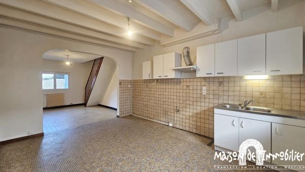 Vente Maison de village - 3 chambres - 93m² - Jardin et dépendance - BOUTIERS SAINT TROJAN
