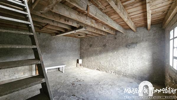 Vente Maison de village - 3 chambres - 93m² - Jardin et dépendance - BOUTIERS SAINT TROJAN