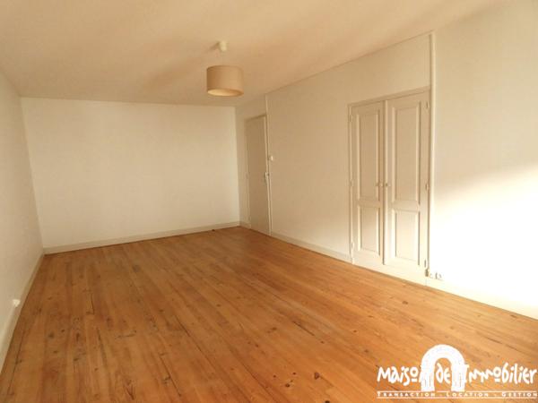 Vente Maison de village - 3 chambres - 93m² - Jardin et dépendance - BOUTIERS SAINT TROJAN