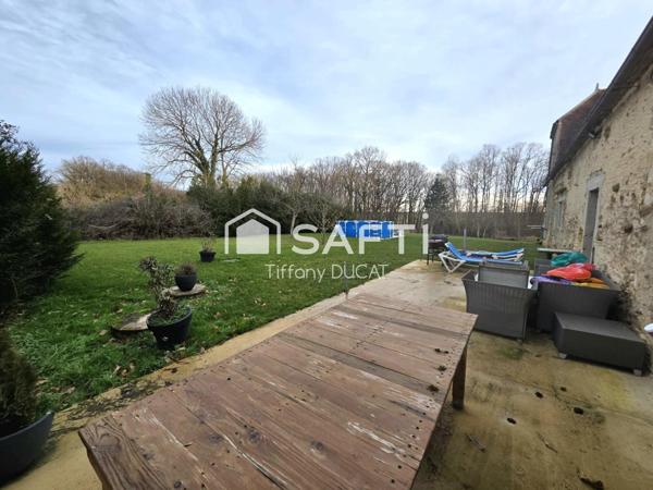 Maison de plain-pied, trois chambres, dépendances, 6161m2 de terrain.