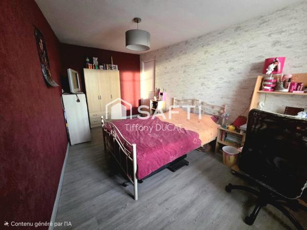 Maison de plain-pied, trois chambres, dépendances, 6161m2 de terrain.