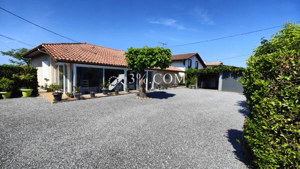 Maison 6 pièce(s) 4 chambre(s) 136 m²