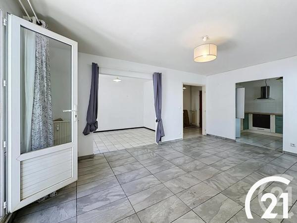 Appartement F4 à vendre  4 pièces - 77,74 m 2   CAVAILLON  - 84