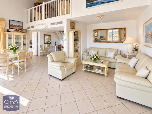 Appartement à vendre 5 pièces 121.75m² Sainte-Maxime (83120)