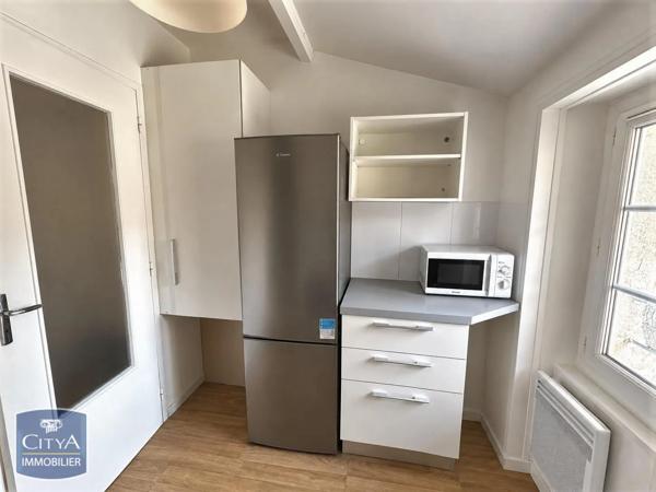Appartement à louer 1 pièce 30.75m² Toulon (83000)