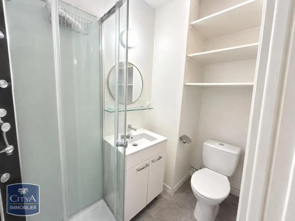 Appartement à louer 1 pièce 30.75m² Toulon (83000)