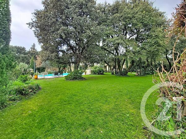 Maison à vendre  6 pièces - 137 m2 SORGUES - 84