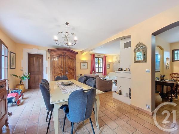 Maison à vendre  6 pièces - 137 m2 SORGUES - 84