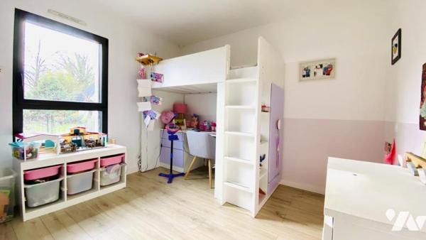 Maison moderne de 131 m² – 4 chambres – DPE A - Plescop – Environnement privilégié