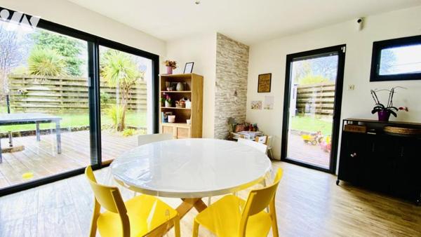 Maison moderne de 131 m² – 4 chambres – DPE A - Plescop – Environnement privilégié