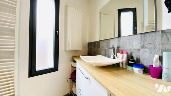 Maison moderne de 131 m² – 4 chambres – DPE A - Plescop – Environnement privilégié